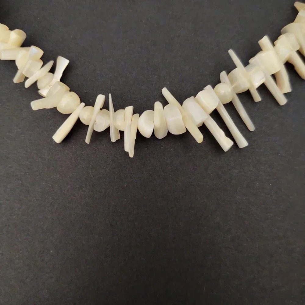Cream shell & stone necklace